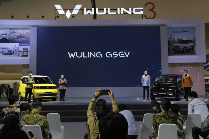五菱 GSEV 亮相印尼国际车展,明年上市下一代产品
